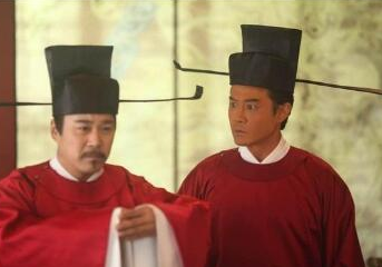 宋哲宗赵煦登基亲政后曾一度打压元祐大臣,是为何?-福为文史 - 历史故事_文化解读_人物传记_国学经典